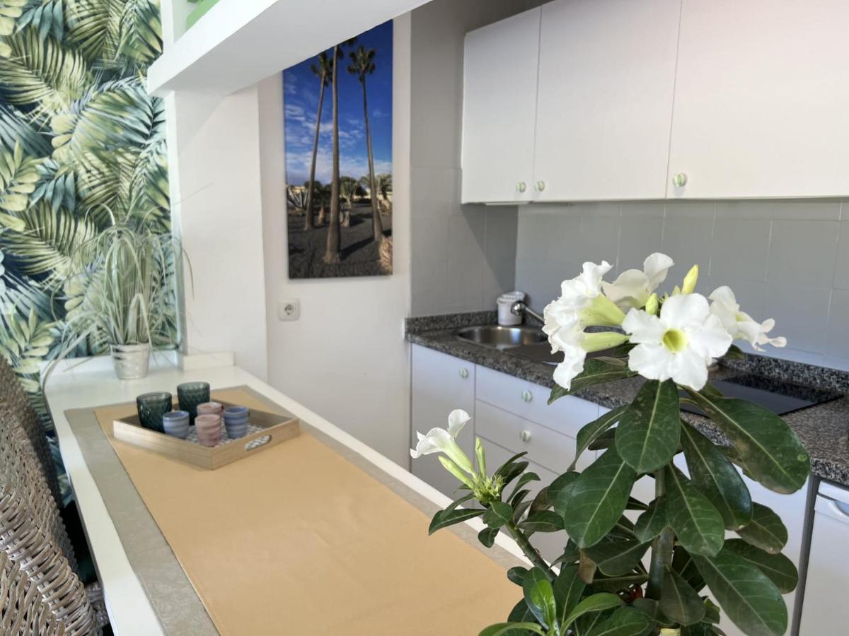 Atlantic Garden Andrew Apartments Pool Air Conditioning คอร์ราเลโฮ ภายนอก รูปภาพ