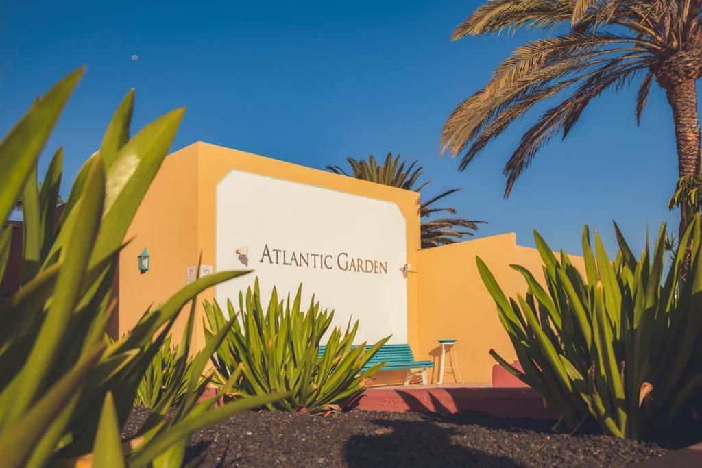 Atlantic Garden Andrew Apartments Pool Air Conditioning คอร์ราเลโฮ ภายนอก รูปภาพ
